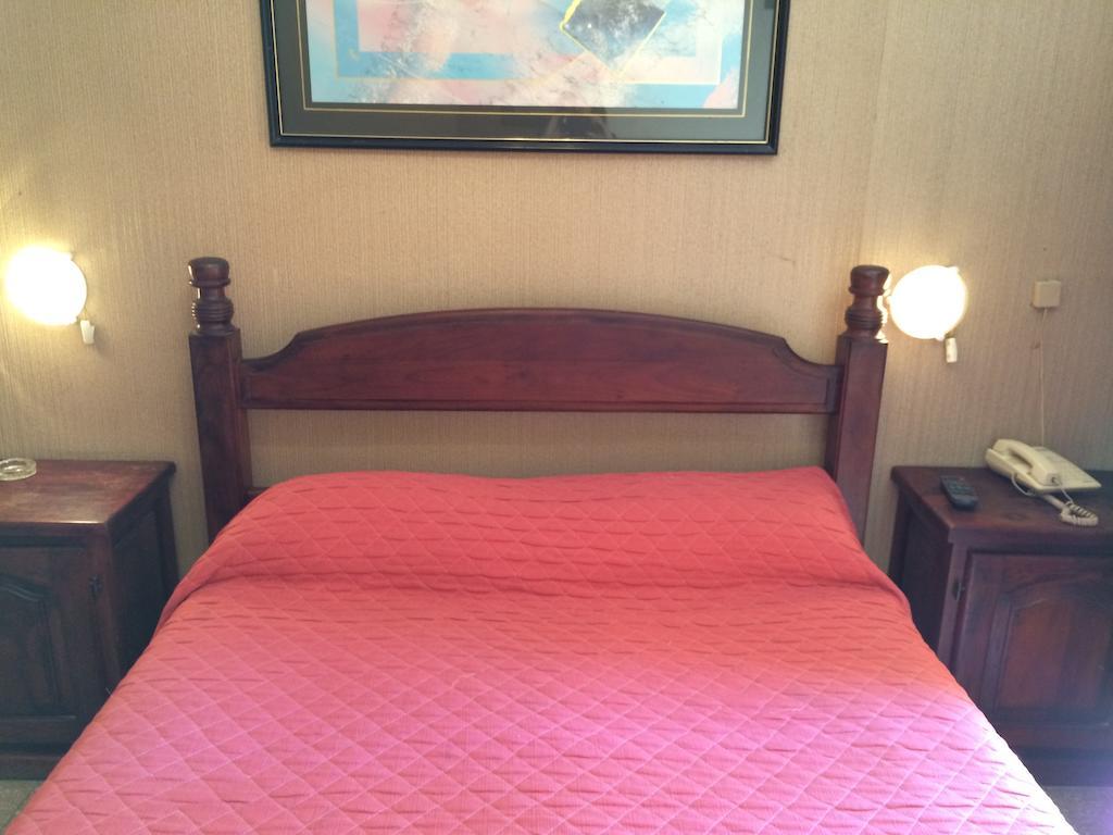 Hotel Cordoba Βίλα Κάρλος Παζ Δωμάτιο φωτογραφία